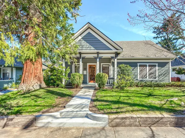 102 Granite St, Ashland, OR 97520