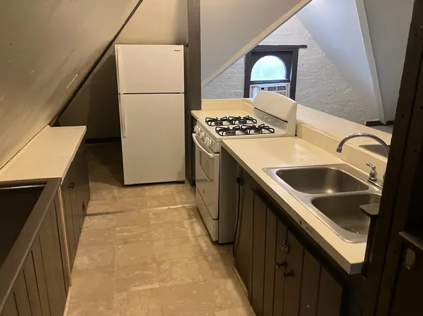 319 SE 2nd St APT F, Evansville, IN 47713