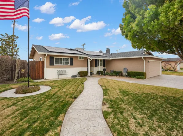 1202 Amy Dr, Newman, CA 95360