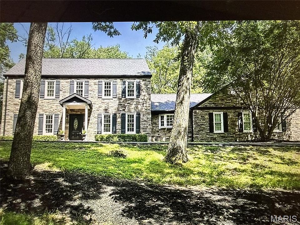 1st image of 1812 Oak Tree Ridge Rd