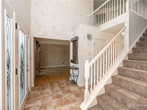 5th image of 528 Cherry Hill Ln