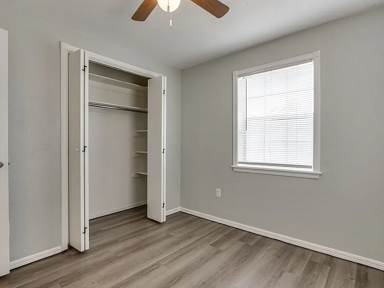 3628 Firethorn Dr — Photo 32