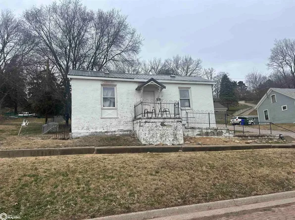 603 Avenue D, Fort Madison, IA 52627