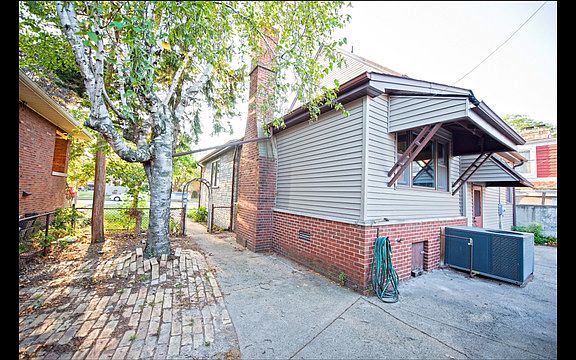 2nd image of 1215 Broadway Ave
