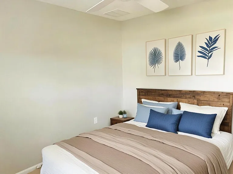 70305 Winding River Dr — Photo 13