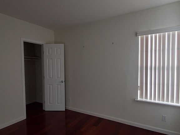 5th image of 347 Pasadena Ave APT D