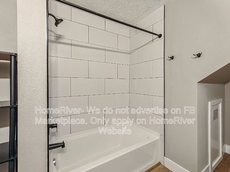 1417 E Wabash Ave — Photo 15
