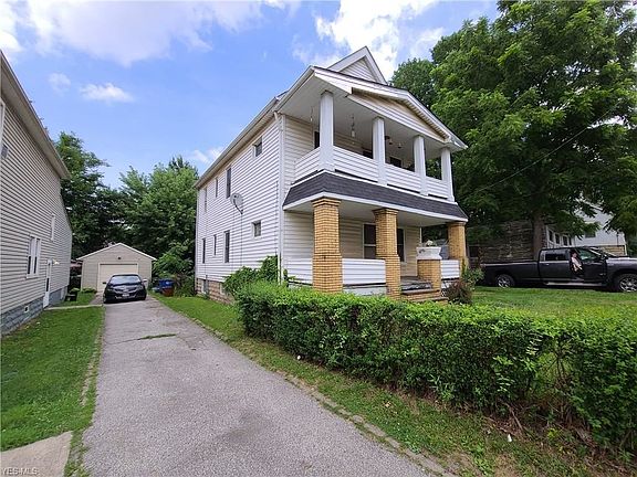 2nd image of 7441 Clement Ave