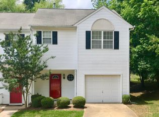 217 Pointe Crest Ct, Cary, NC 27513