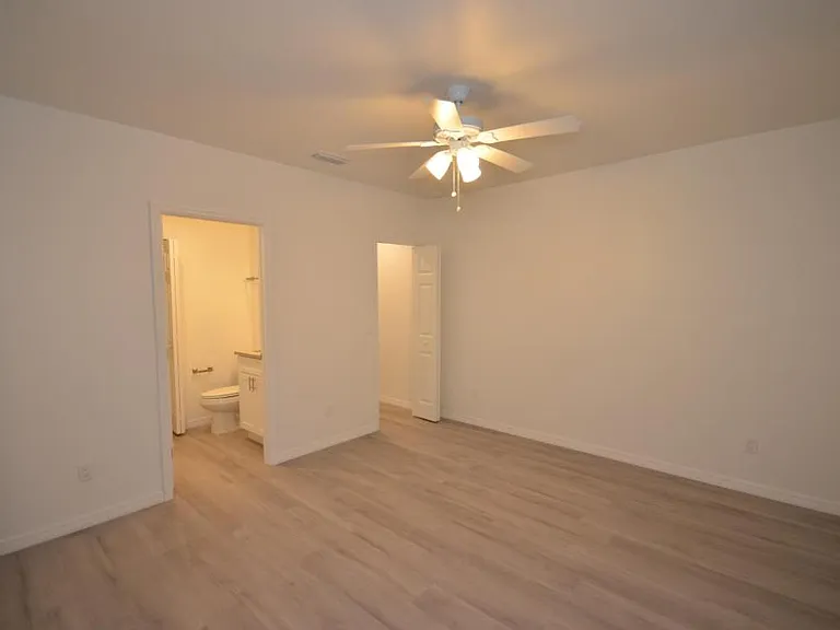 3341 Willard St — Photo 9