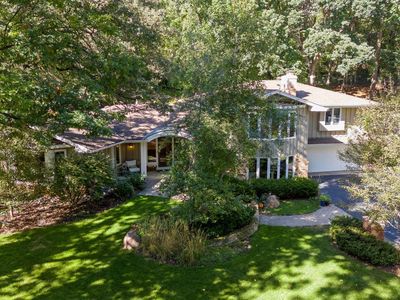 6124 Scotia Dr, Edina, MN, 55439
