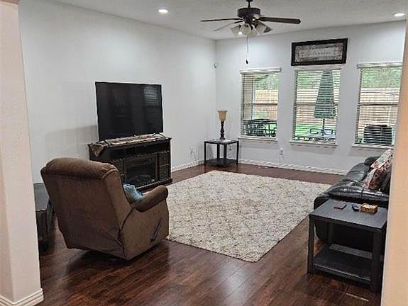 5th image of 10438 Lauren Creek Dr