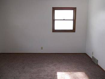 3rd image of 10503 W Donna Dr