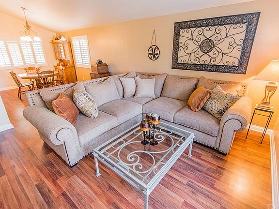3rd image of 14770 Begonias Ln