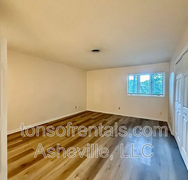 181 N Britton Creek Ct — Photo 12