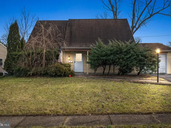 48 Marboro Ln, Willingboro, NJ 08046