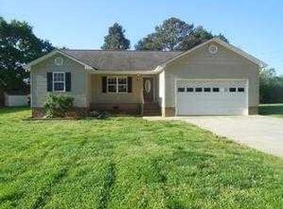 55 Hickory St, Boaz, AL 35956