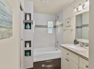 1921 E Valley Hwy, Sumner, WA 98390