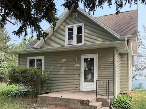 188 S Main St, Gays Mills, WI 54631