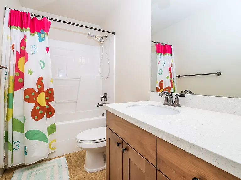 2170 NE Morgan Ln — Photo 12