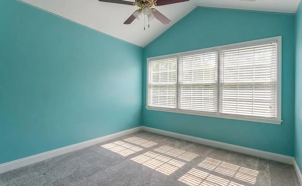 4 bed, 4.0 bath, 2270 sqft, $2,800 — Photo 4