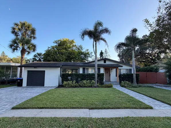 1622 Hull Cir, Orlando, FL 32806