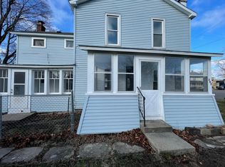 207 S Saint Joseph St, Colon, MI 49040