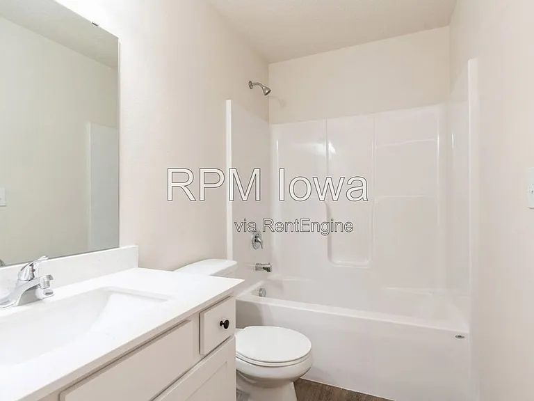 2830 20th St SW — Photo 9