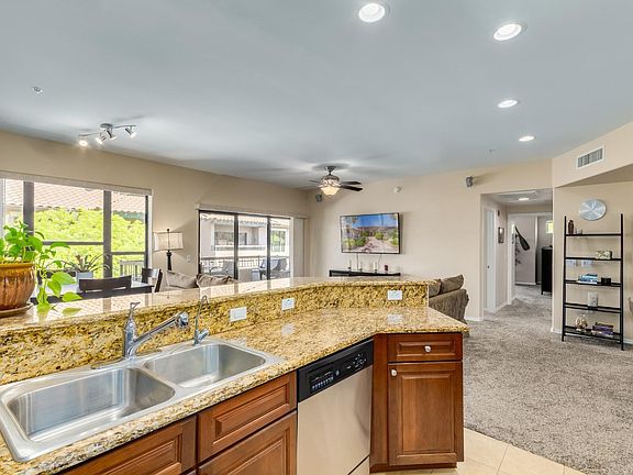 4th image of 20660 N 40th St Unit 2093