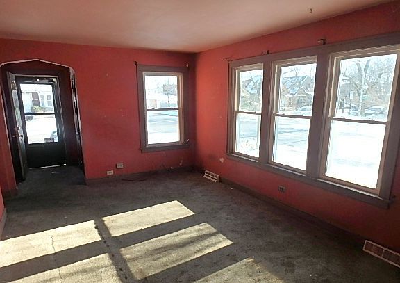 2nd image of 10756 S Avenue M