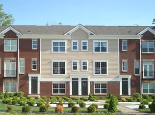 434 Neuman Way, Carmel, IN