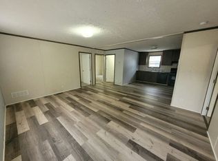 120 113th Sq NE #216, Minneapolis, MN 55434