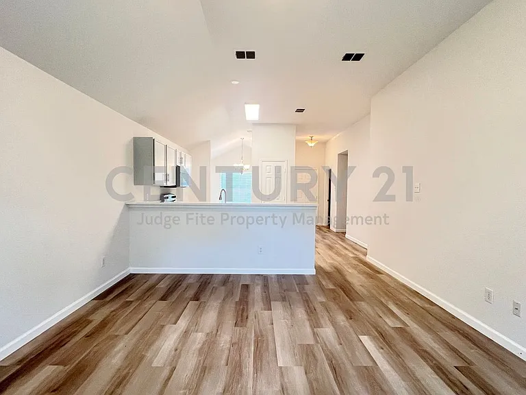 1741 Ironworks Dr — Photo 4