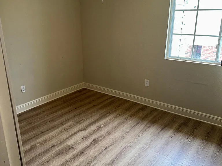 2304 Old Compton Rd #B — Photo 3