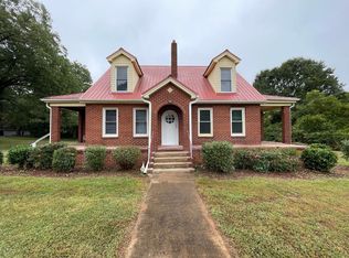 912 Earl Rd, Shelby, NC 28152