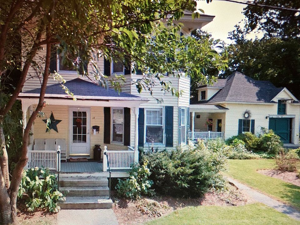 1st image of 17 Highland Ave