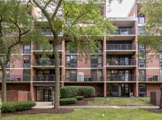 2941 S Michigan Ave APT 102, Chicago, IL 60616