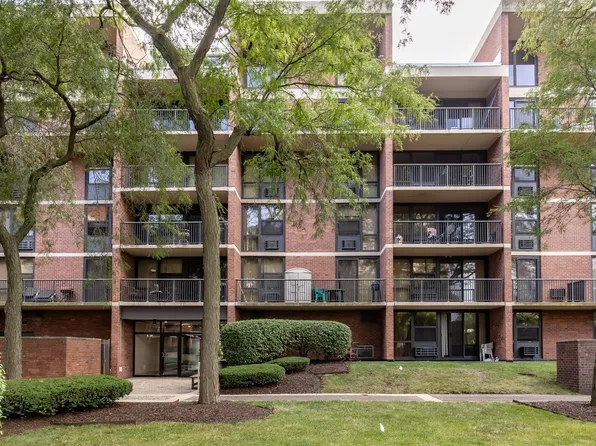 2941 S Michigan Ave APT 102, Chicago, IL 60616
