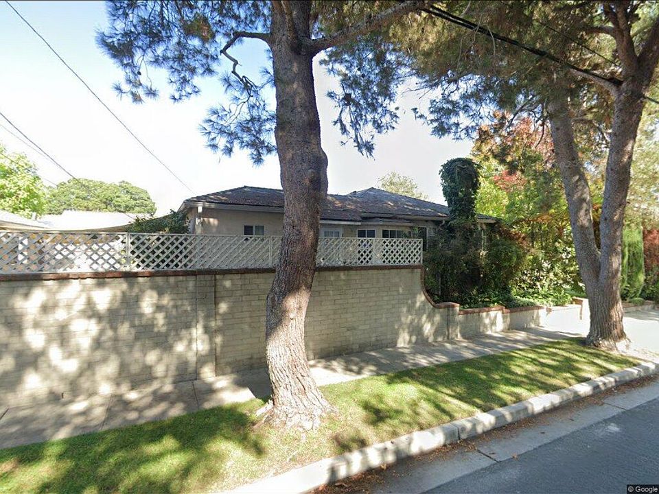 1st image of 9067 Hubbard St