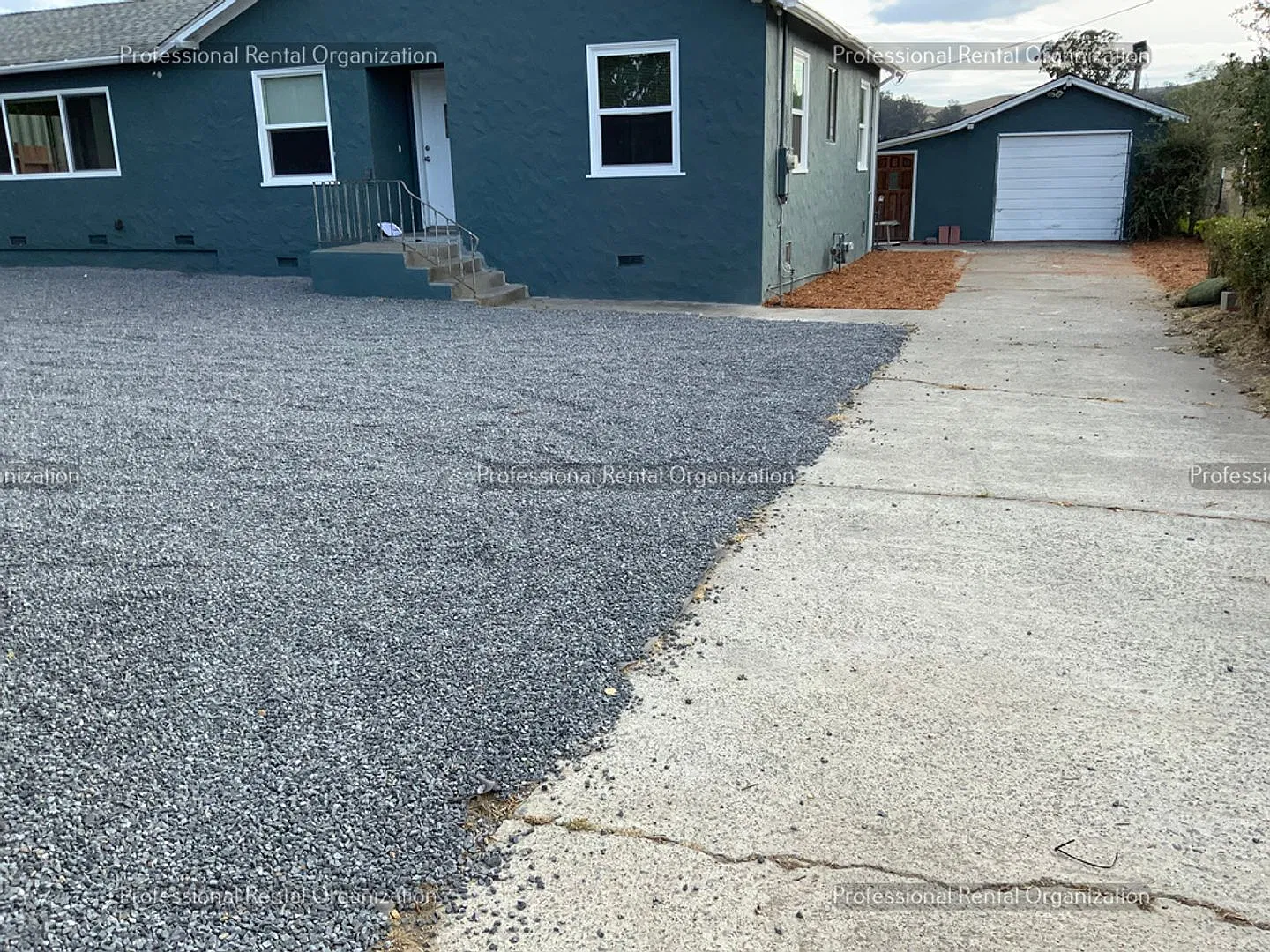 Country property minutes from downtown Petaluma — Photo 2