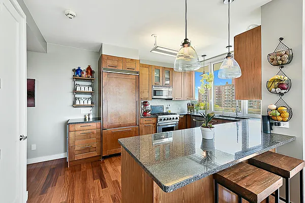 Sold by Exclusive Properties Sotheby's International Realty | media 3