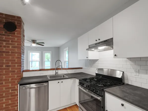 30 Cooper St, Manchester, CT 06040