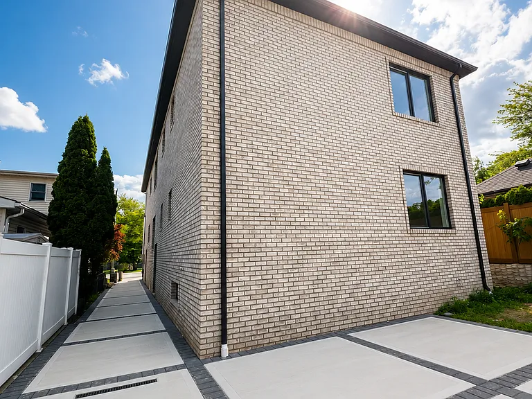 25 Buel Ave #1 — Photo 15
