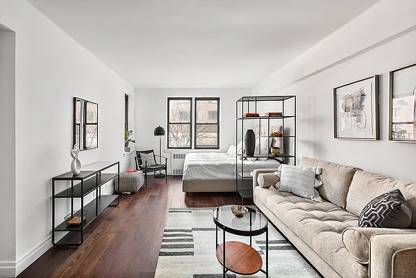 Sold by Coldwell Banker Warburg | media 11