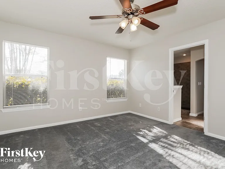 2089 W Lymington Way — Photo 11