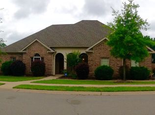 1320 Nature Way Dr, Benton, AR 72019