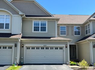 622 Amherst Dr, Sycamore, IL 60178