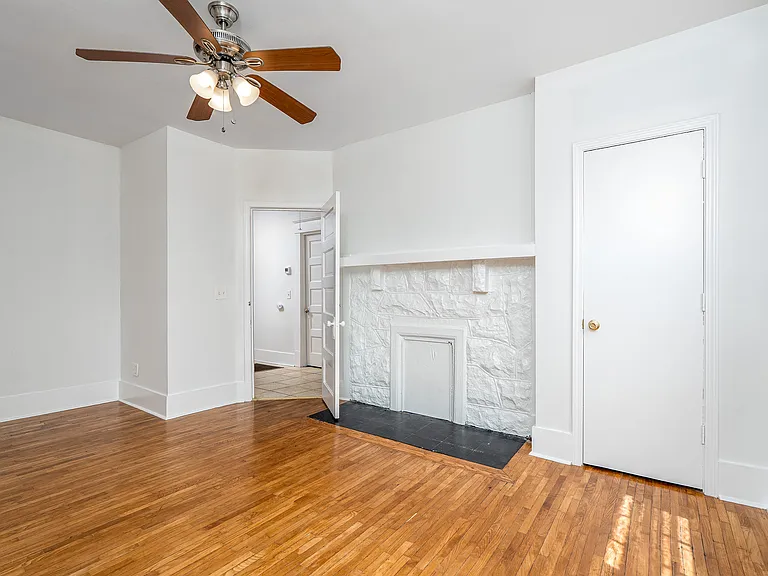 1309 Maxey Ln — Photo 10