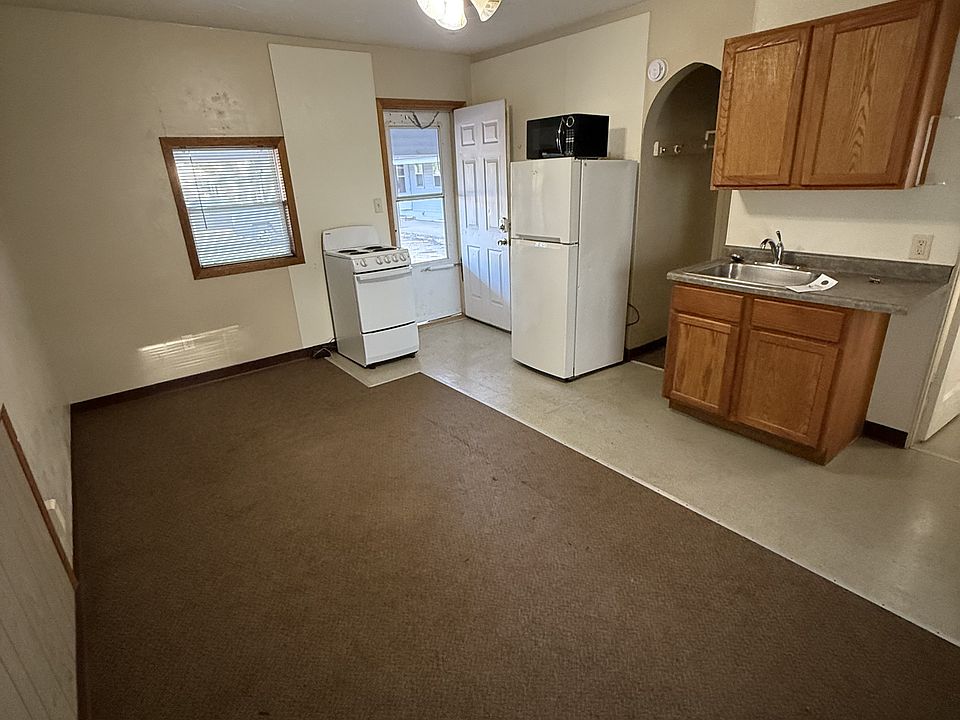 1st image of 312 Spruce St #8