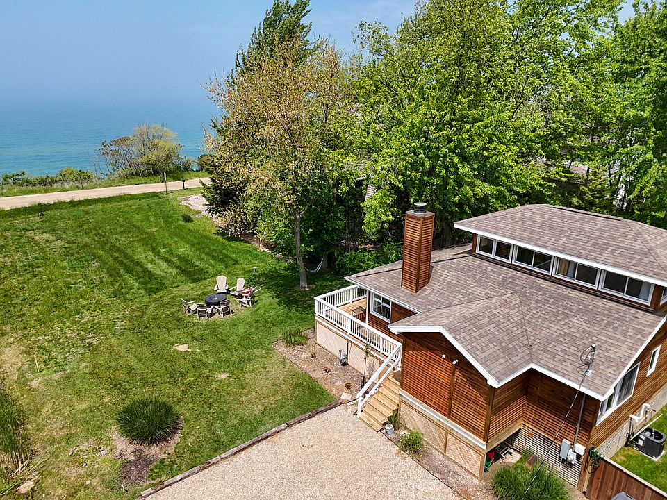 1st image of 643 Lake Shore Dr
